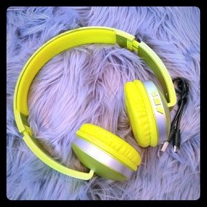 Sharper Image Lime green Bluetooth Headphones